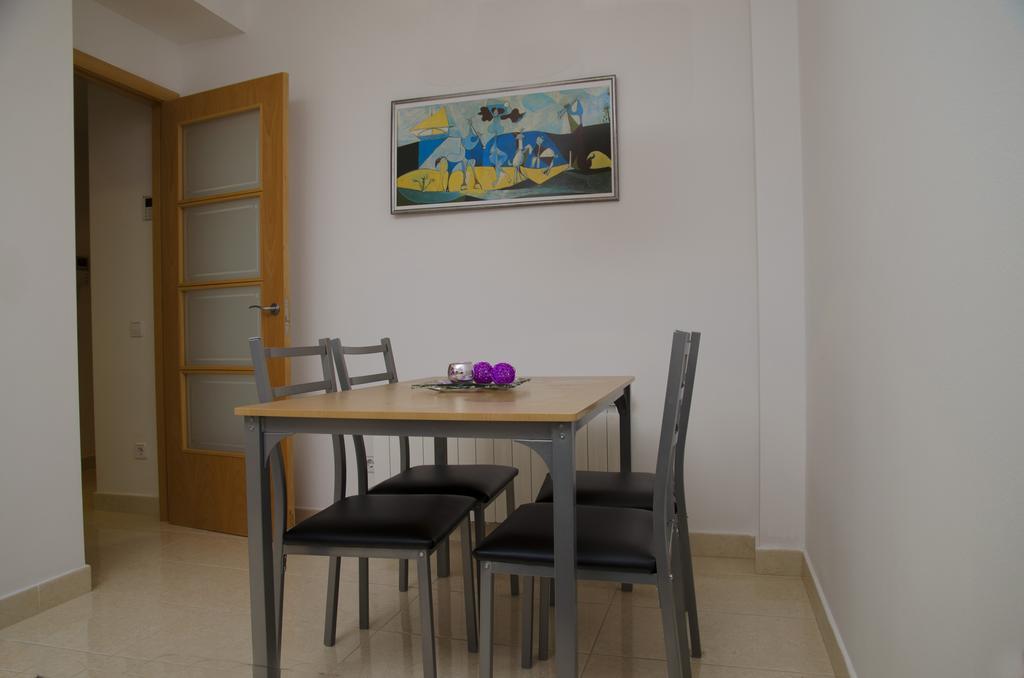 Apartamentos Navas 2 Barcelona Kamer foto