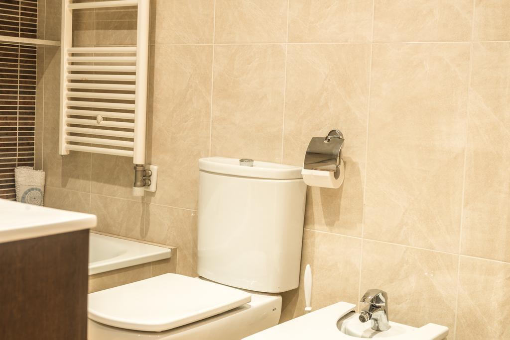Apartamentos Navas 2 Barcelona Buitenkant foto